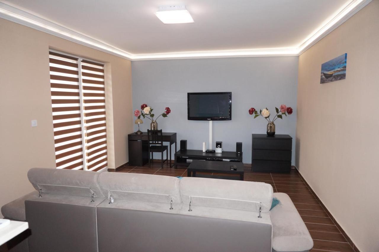 Toscana 3 ديبريتْسين المظهر الخارجي الصورة